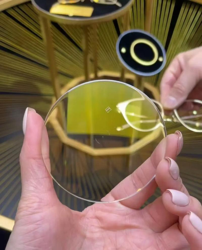 蔡司鎏金膜 2025古法黃光學鏡片，百年光學底蘊的閃耀新章